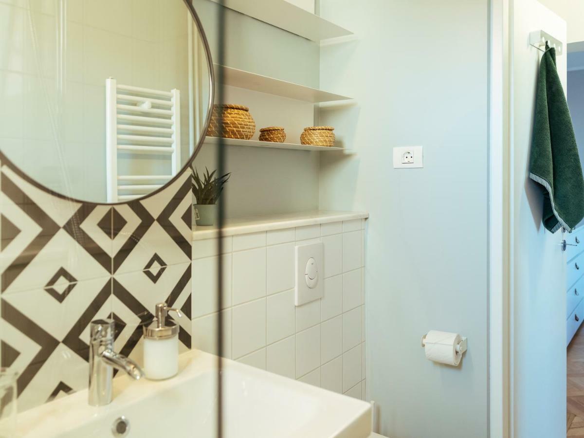 Parklake Design Apartment - Fabulous View - Netflix 부쿠레슈티 외부 사진
